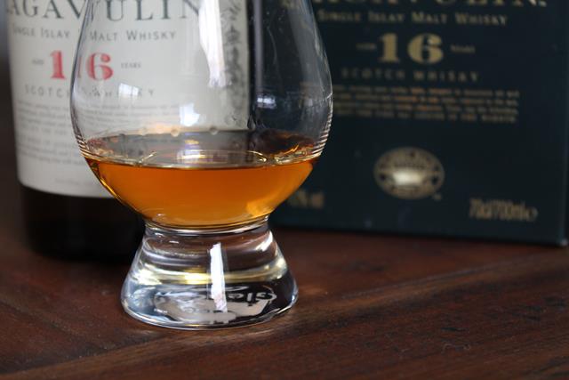 Lagavulin 16